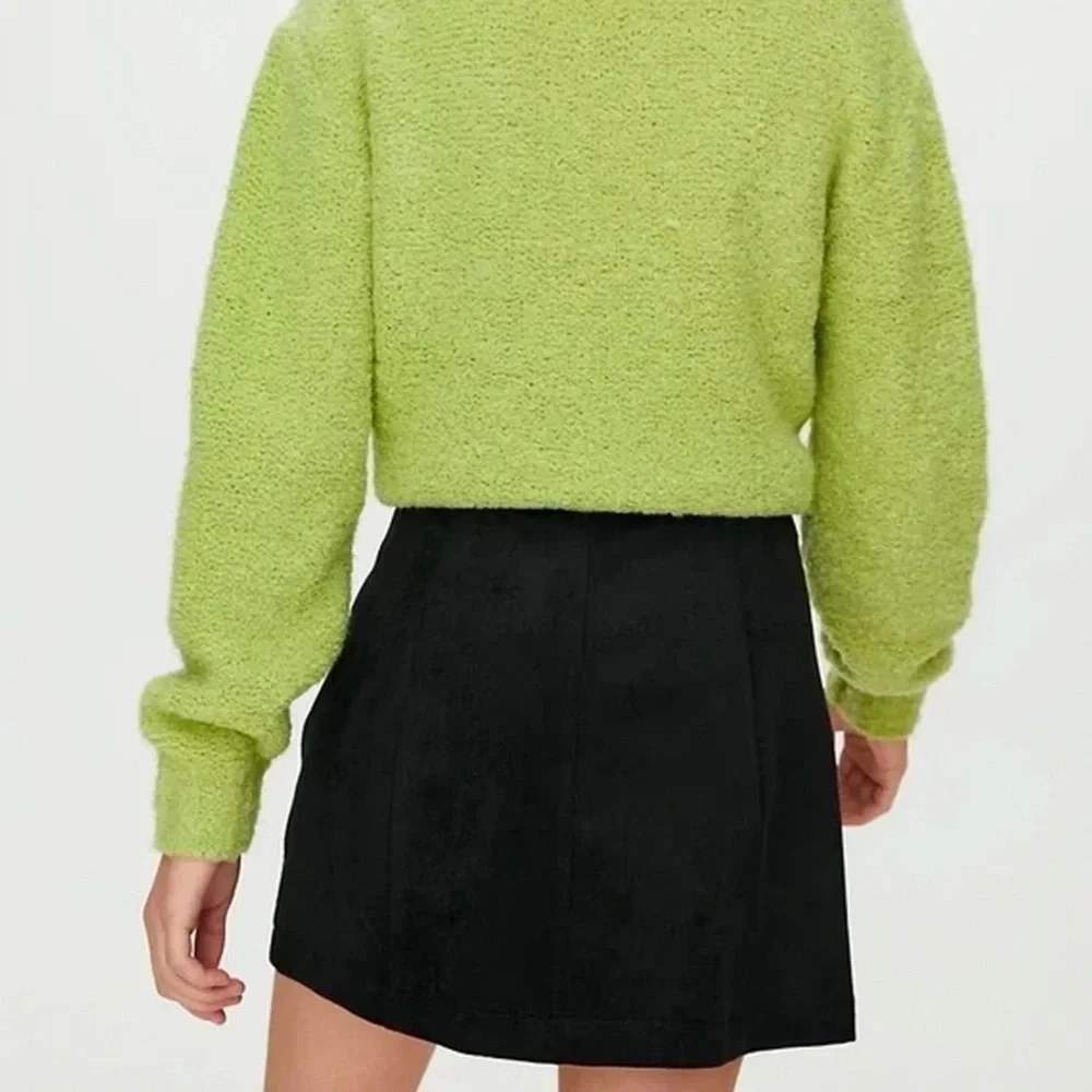 ARITZIA - Wilfred Free - Faux Suede Zip-Up Mini Skirt- Black